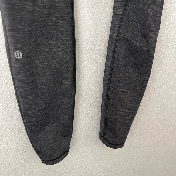 Lululemon Speed Up Tight Full On Luxtreme Brushed Heather Gray - Size 8 - Picture 4 of 9